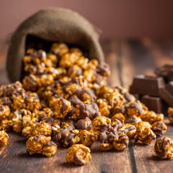 Caramel Chocolate Drizzle Gourmet Popcorn • Popinsanity